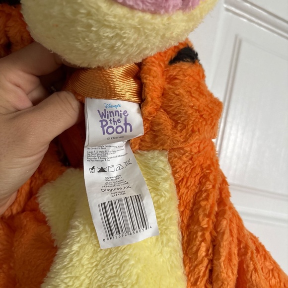 Tigger costume - Picture 2 of 3
